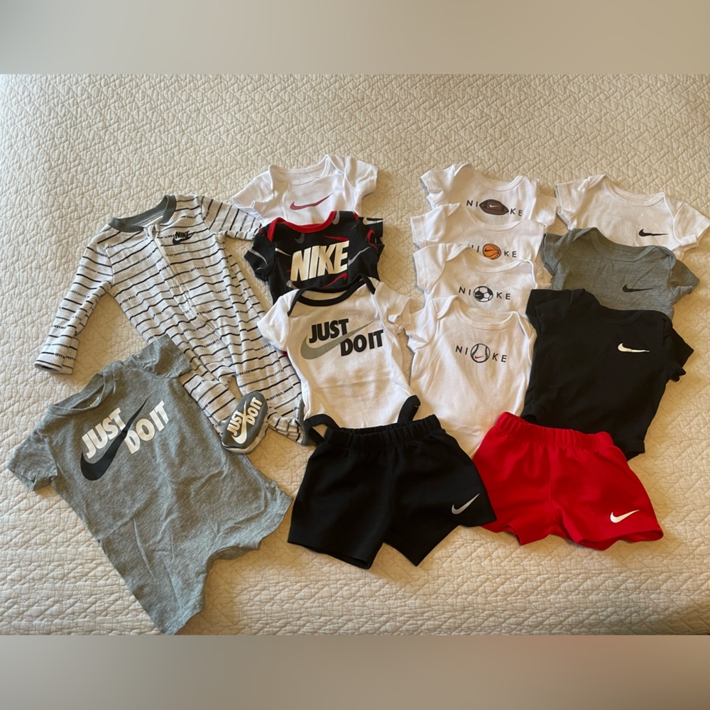 NIKE (14) Piece Lot - 3 Months